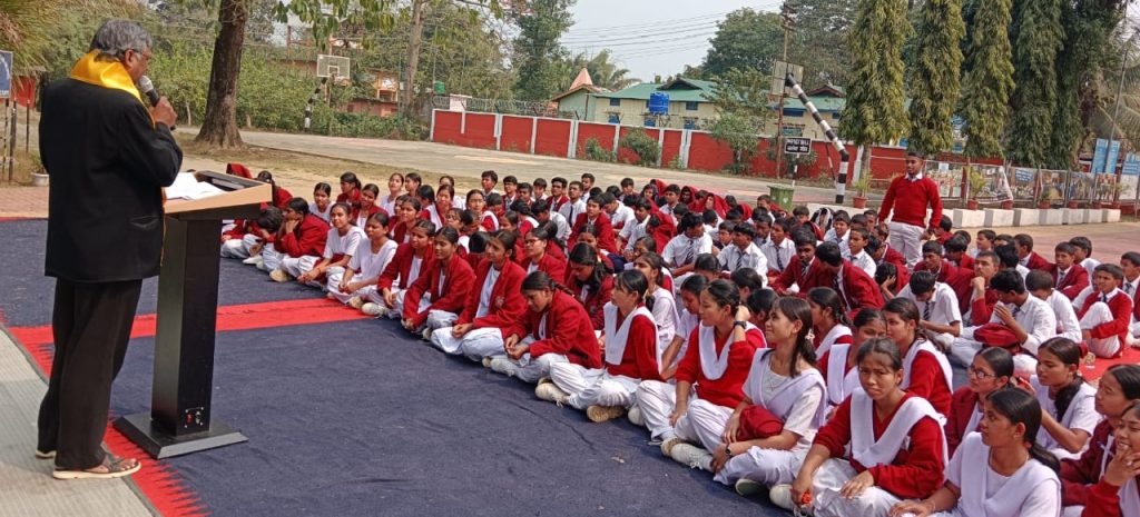 पीएम श्री नवोदय विद्यालय काछाड़ में पत्रकारिता कार्यशाला आयोजित, चार छात्राएं सम्मानित